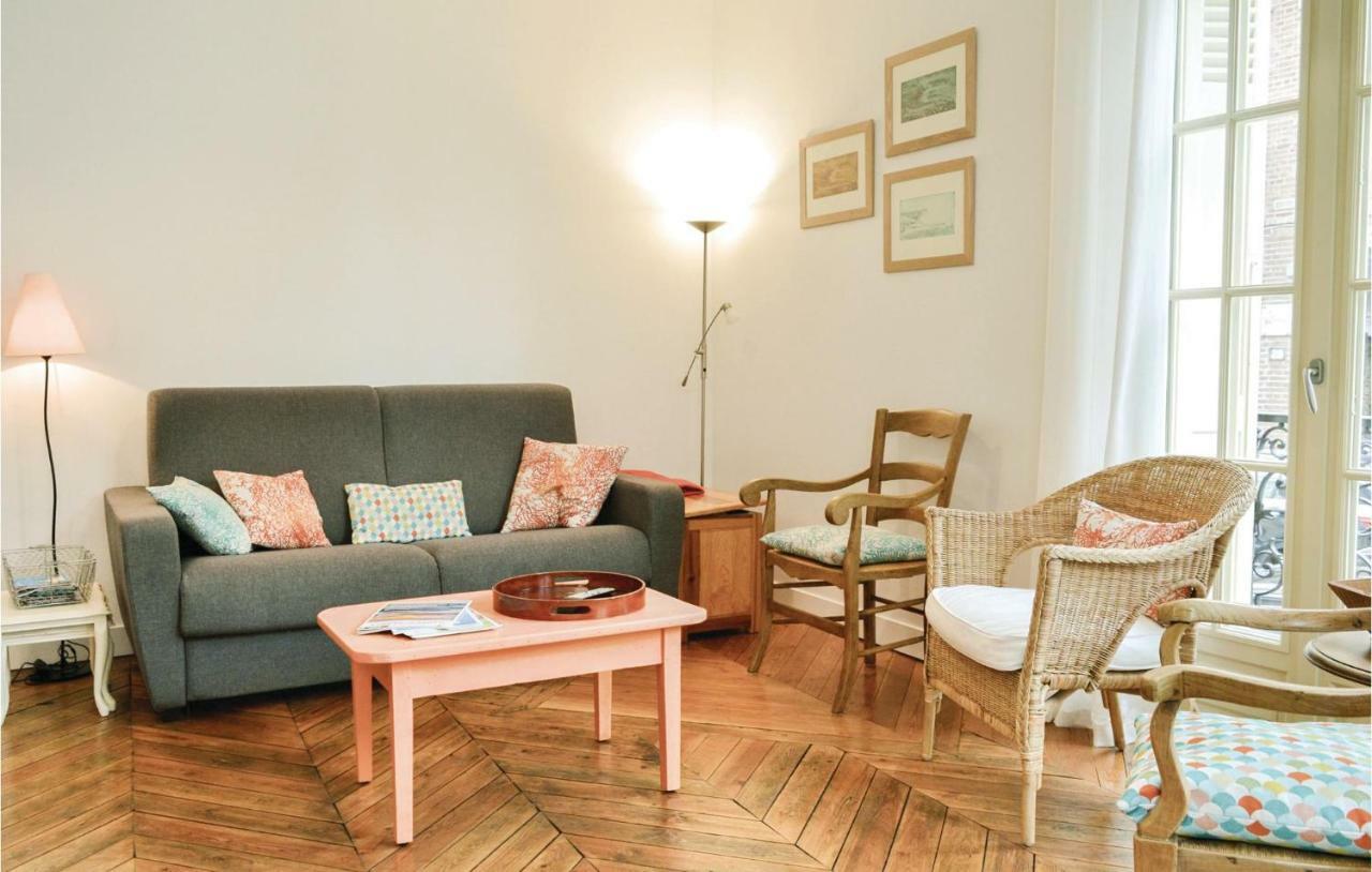 2 Bedroom Awesome Apartment In Mers-Les-Bains Exteriér fotografie